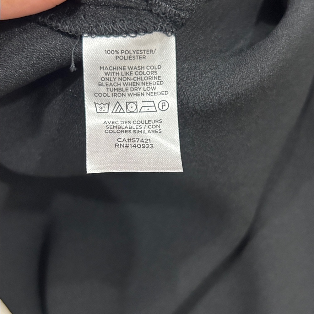 NWT LOFT Sleeveless Top - Picture 5 of 5